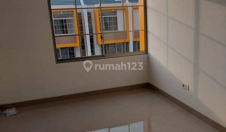 Disewa Rumah Pik 2 Uk 4.5x10 di Cluster Bagus 3 Lantai Unit Termurah 2