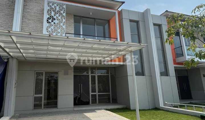 Dijual rumah pik 2 ukuran 10x18 2 lantai boulevard utama murah !