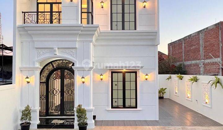 Dijual rumah baru mewah desian classic di tanah baru depok 1