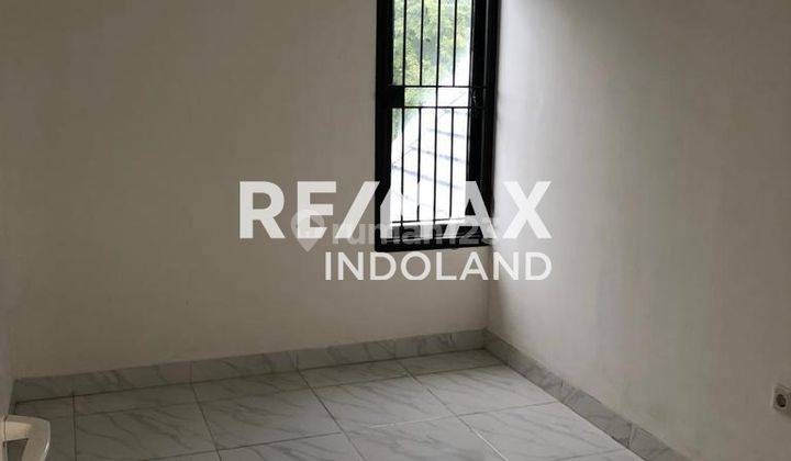 Jual Rumah Minimalis Modern 3 Lantai Bagus  2