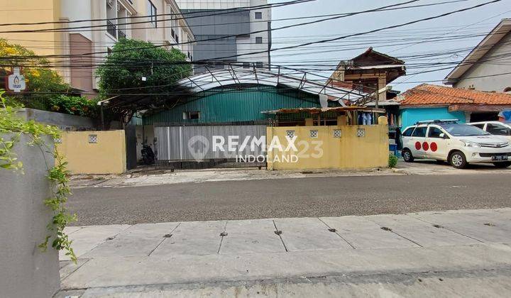 Jual Rumah Strategis 1 Lantai Unfurnished  1