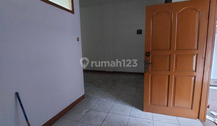 Jual Rumah Muran Layak Huni 2 Lantai Unfurnished Bagus  1