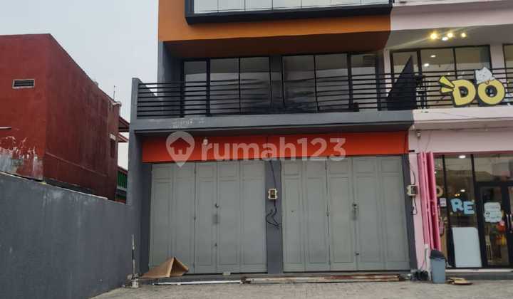 Jual Ruko 3 Lantai Lokasi Strategis Karang Tengah Jual Ruko 3 Lantai Lokasi Strategis Karang Tengah