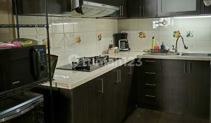 2-Story House in Grogol Petamburan, West Jakarta 2