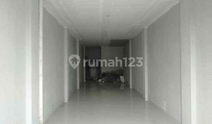 For Sale: 3-Story Shop House in Strategic Karang Tengah Location 2