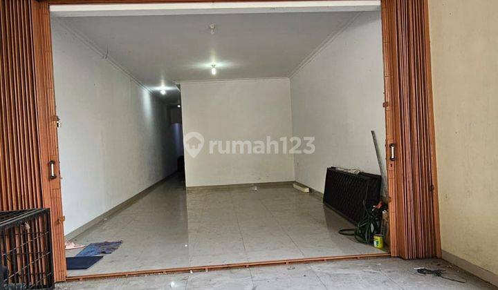 Dijual atau Disewa Ruko siap pakai pinggir jalan Tanjung Duren Jakarta Barat 2