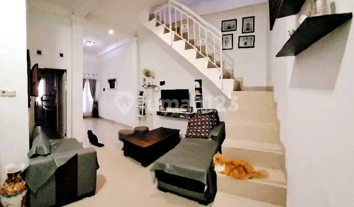 Dijual Rumah Palebon 2