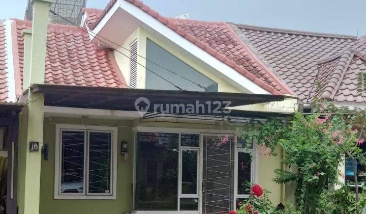 Rumah full renov, 1 ½ lantai. Ada mazanine. Jual cepat 1