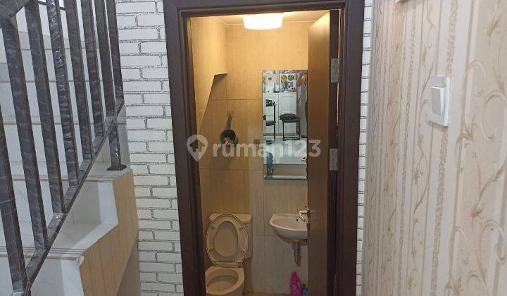 Rumah 2 lantai full furnish, disewa segera. Murah 3