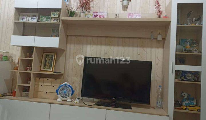 Rumah 2 lantai full furnish, disewa segera. Murah 11