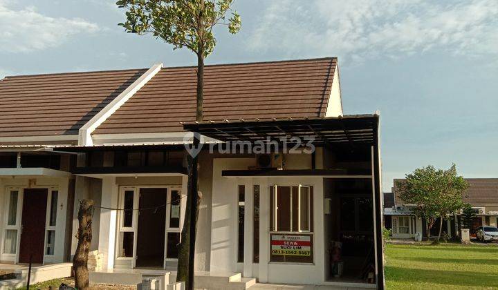 Rumah hook 1 lantai luas sekali. Full renovasi. Siap huni. 1