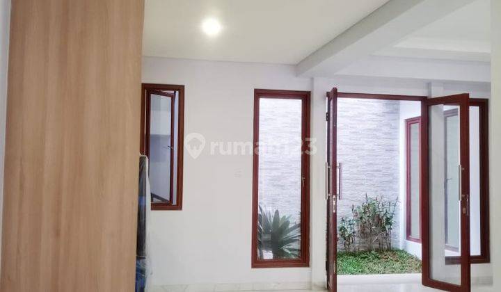 Dijual Cepat Rumah Baru Siap Huni Dgn Desain Modern Di Bintaro 2