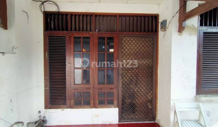 Dijual Rumah Hoek Di Taman Di Semanan Jakarta Barat  2