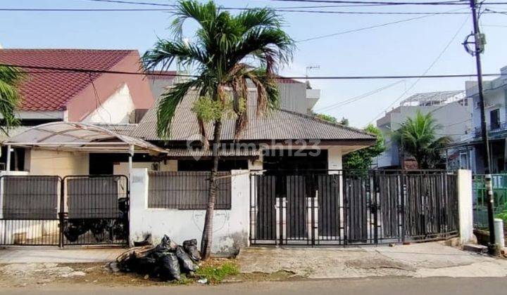 Dijual Rumah Hoek Di Taman Di Semanan Jakarta Barat  1