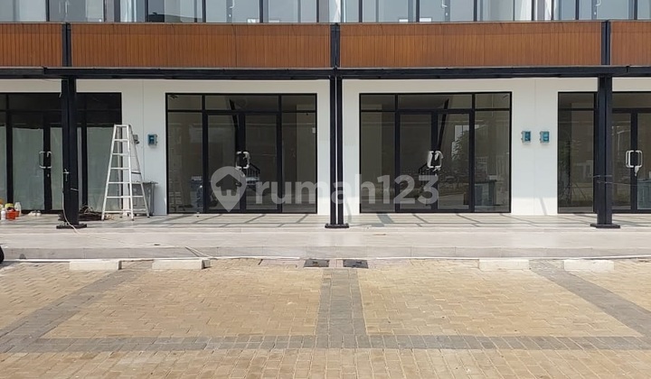 Ruko Brand New Hampton Prominade model Alfresco di Jalan Gading Serpong Boulevard