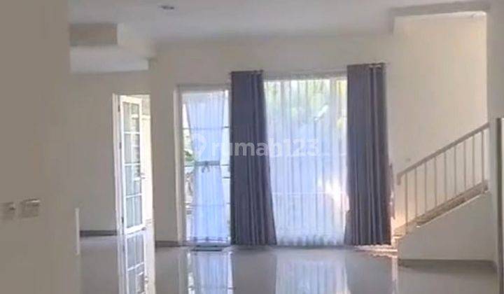 Dijual Cepat Rumah Cantik & Asri di Survana Sutera Tangerang dekat dengan Pintu Toll 2