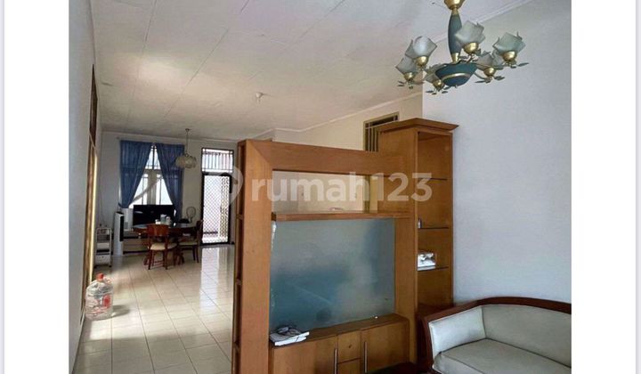 Standard Facing South House in Sector 1a Gading Serpong 2