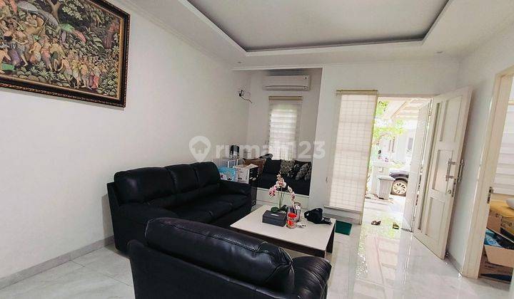 Rumah 2 Lantai Full Furnished Dan Full Renovasi Dekat Dengan Pintu Tol  2