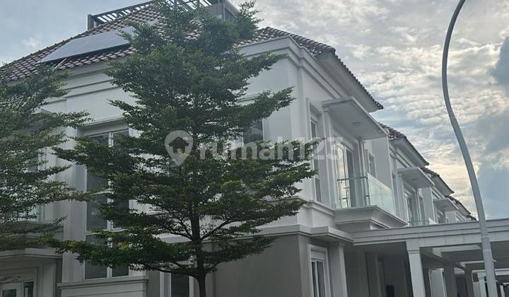 Hoek 2-Story House in Pasadena Gading Serpong 2