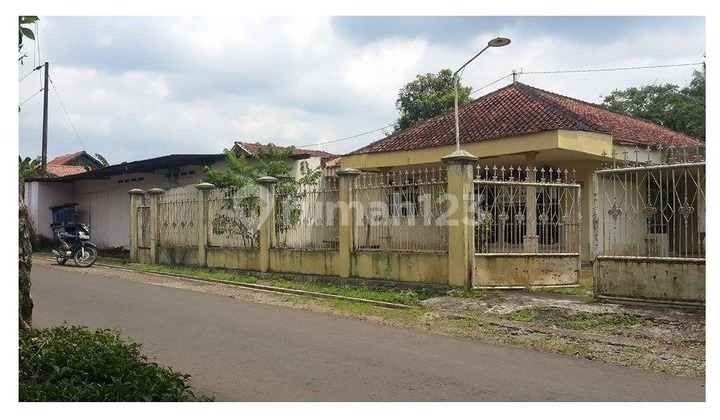 Rumah,Cocok untuk Gudang/ Konveksi/Kontrakan Rumah,Cocok untuk Gudang/ Konveksi/Kontrakan