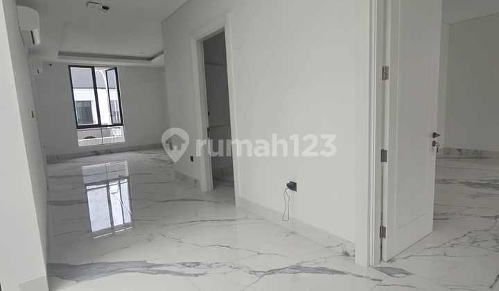 Luxury House in Gramercy Alam Sutera 2