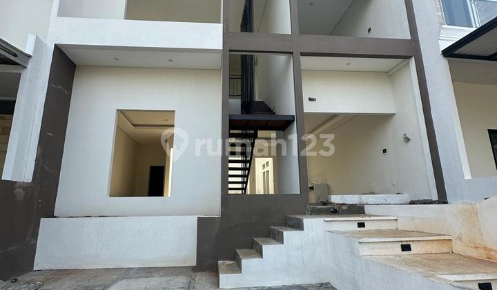 DIJUAL RUMAH IVY PARK BSB SEMARANG