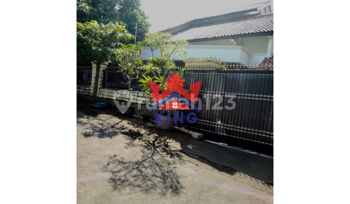 For Sale, Nice 2-Story House with SHM in Gunung Agung, Semarang. 2