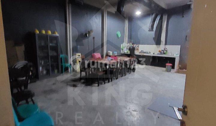 Ruko di Semarang Barat, Semarang 240 m Bagus 2