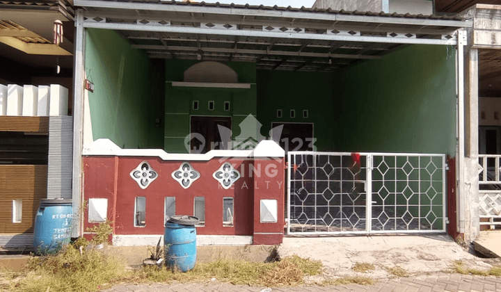 Rumah Bagus Semi Furnished SHM di Plamongan Indah, Semarang 2