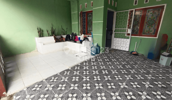 Rumah Bagus Semi Furnished SHM di Plamongan Indah, Semarang 1