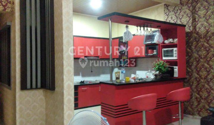 Rumah 2 Lantai Lengkap Dengan Perabot Di Jl Hertasning Baru