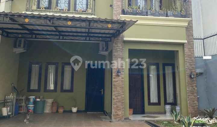 Dijual Rumah Mewah dalam kompleks Full Furnished