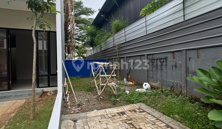 Rumah Modern 2 Lantai Strategis 2