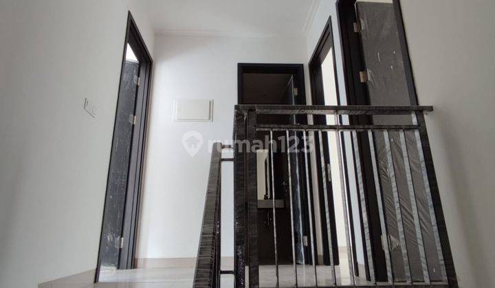 Rumah 2 Lantai Baru di Pantai Indah Kapuk 2, Jakarta Utara