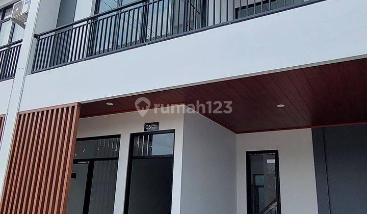 Rumah 2 Lantai Kpr Mudah Dekat Kampus Gunadarma