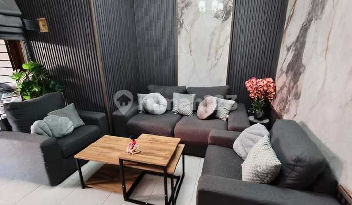 Rumah Siap Huni di Pusat Kota Dekat Lapangan Puputan Renon