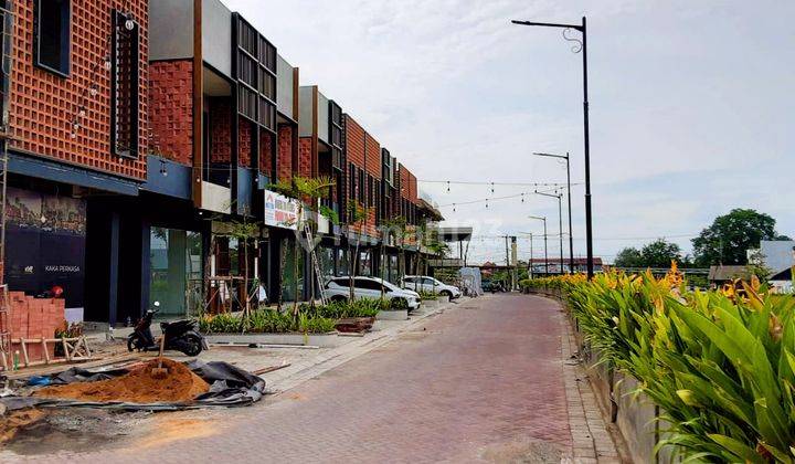 Peluang Investasi Bisnis Ruko Modern 2 Lantai Berlokasi Strategis 7