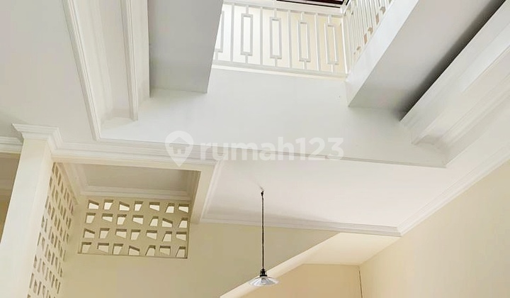 RUMAH 2 LANTAI MODERN & LUAS DEKAT PUSAT KOTA DAN SD CIPTA DHARMA 3