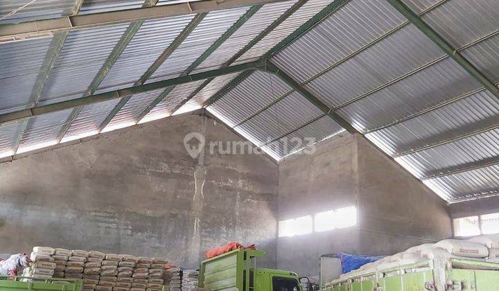 GUDANG LUAS DAN STRATEGIS PINGGIR JALAN UTAMA DEKAT CANGGU 5
