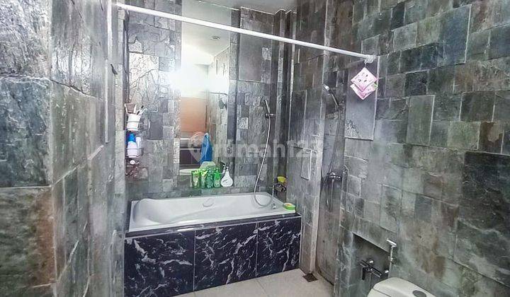 EXCLUSIVE GLASS VILLA HOOK FURNISHED IN FAVORITE AREA TIBUBENENG 2