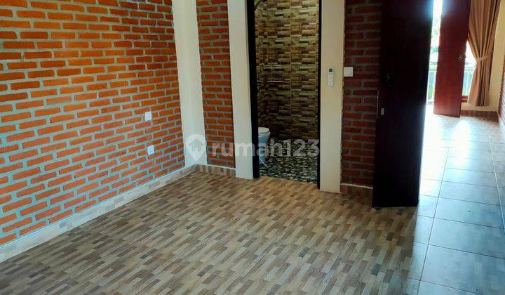RUMAH 2 LANTAI SEMI FURNISH 
DEKAT KAMPUS UNUD & PANTAI JIMBARAN 5