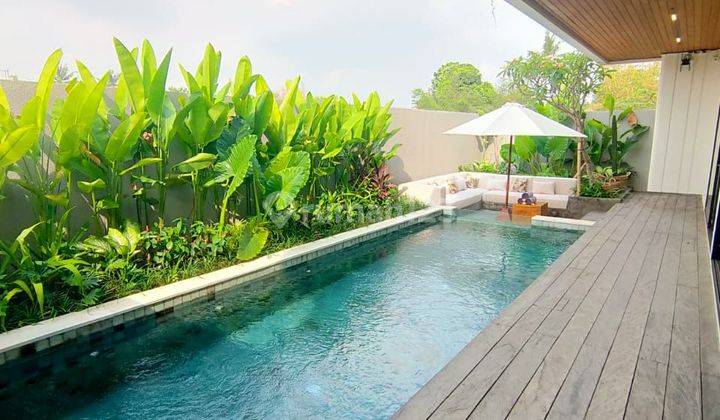 Top Interior & Furnished Luxury Villa Near Batu Bolong Beach 1