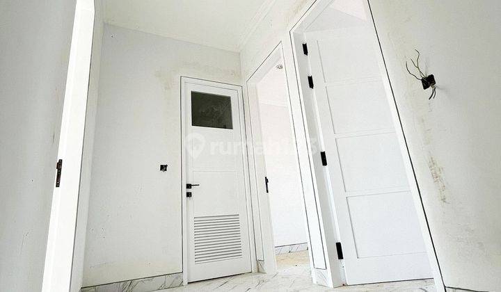 TOWNHOUSE MODERN BANGUNAN KOKOH DEKAT PANTAI SEMINYAK 2