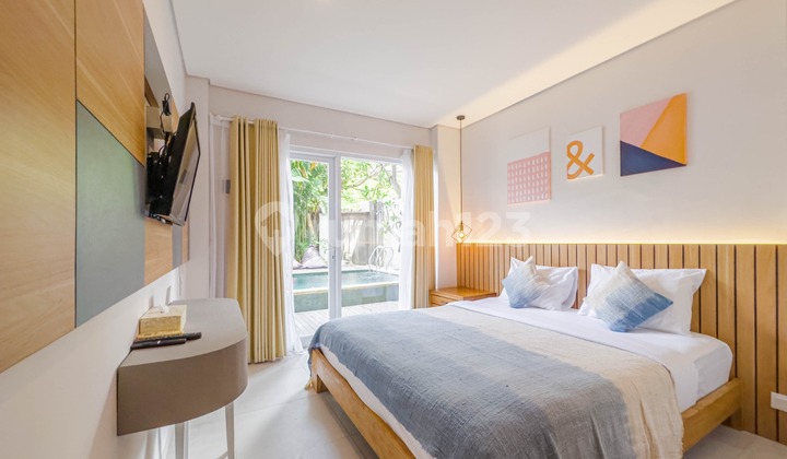 Hotel Mewah 3 Lantai Konsep Modern Dekat Pantai Petitenget 1
