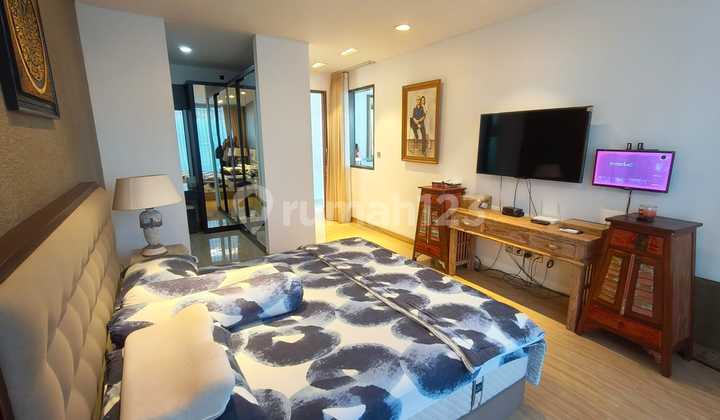 Luxury 3-Story Villa Near Bali Zoo and Saba Beach 2