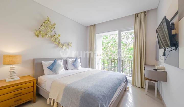 Hotel Mewah 3 Lantai Konsep Modern Dekat Pantai Petitenget 2