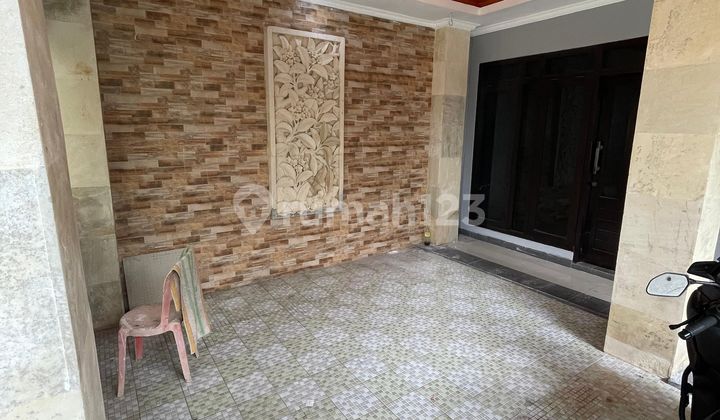 3-Storey House Ready to Occupy Near Jimbaran Beach and Sidewalk Mall