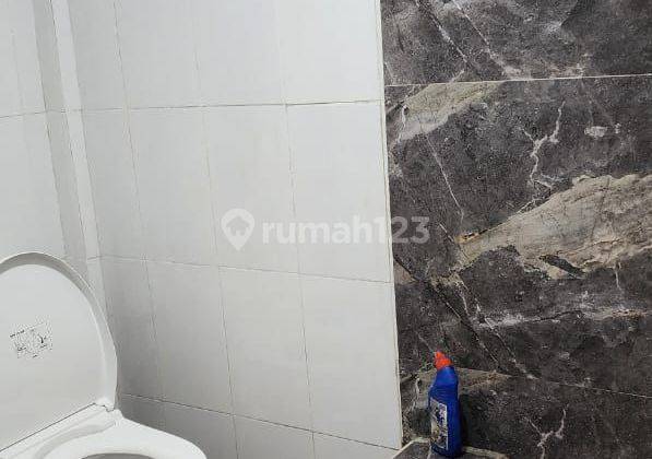 Rumah Minimalis 3 Lantai Di Tumbak Bayuh 2