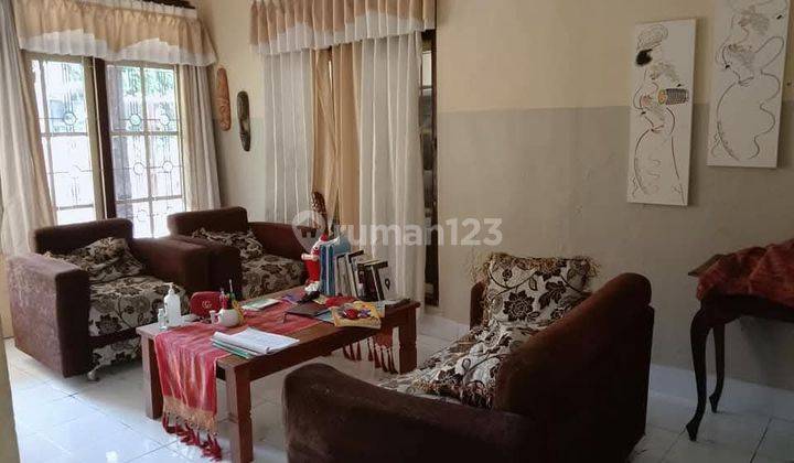 RUMAH 2 LANTAI DEKAT PANTAI SANUR DAN AREA RENON 1
