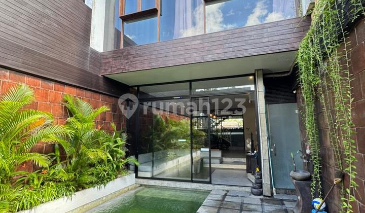 Vila di Kedonganan Jimbaran Dekat Pantai Jimbarandan Bandara